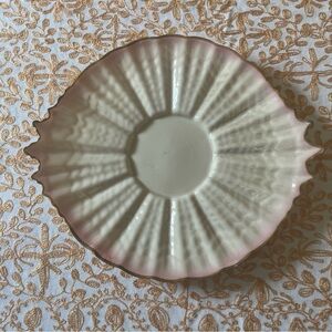 Belleek Tridacna Handled Cake Plate- Pink w/ Gold Trim